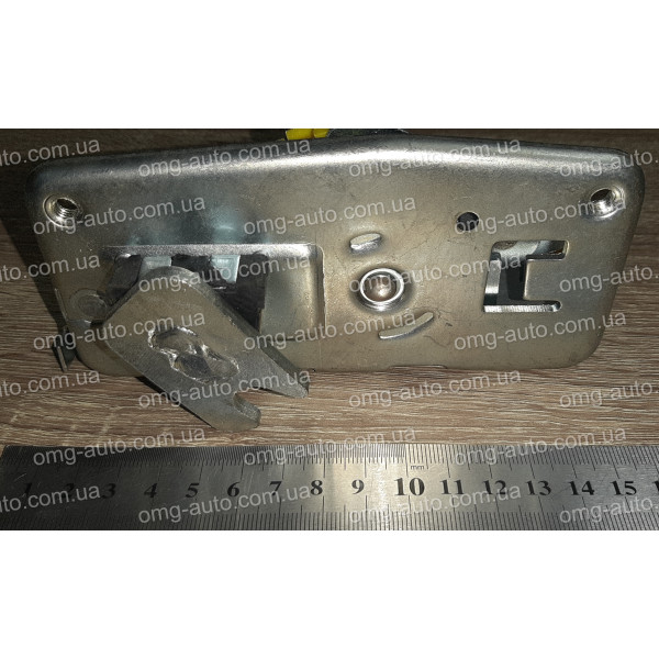 Замки дверей  МАЗ ИЖКС.304265-004 (комплект правий+лівий)